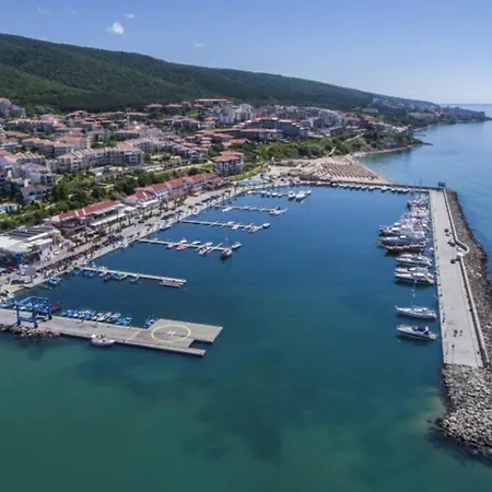 Horizon 9 'в' Апартамент *