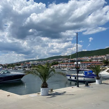 Horizon 9 'в' Апартамент